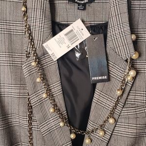 Ladies blazer size 14 BRN